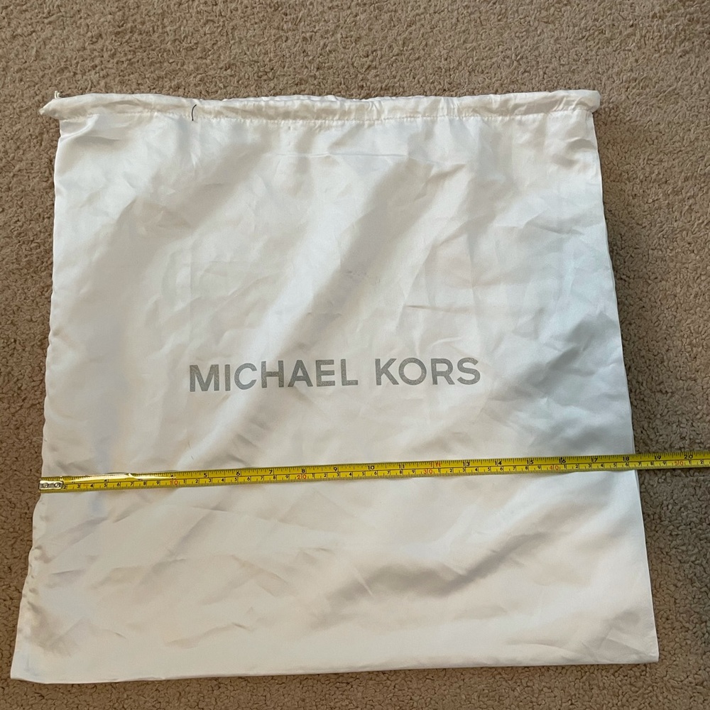 Dust bag for purse